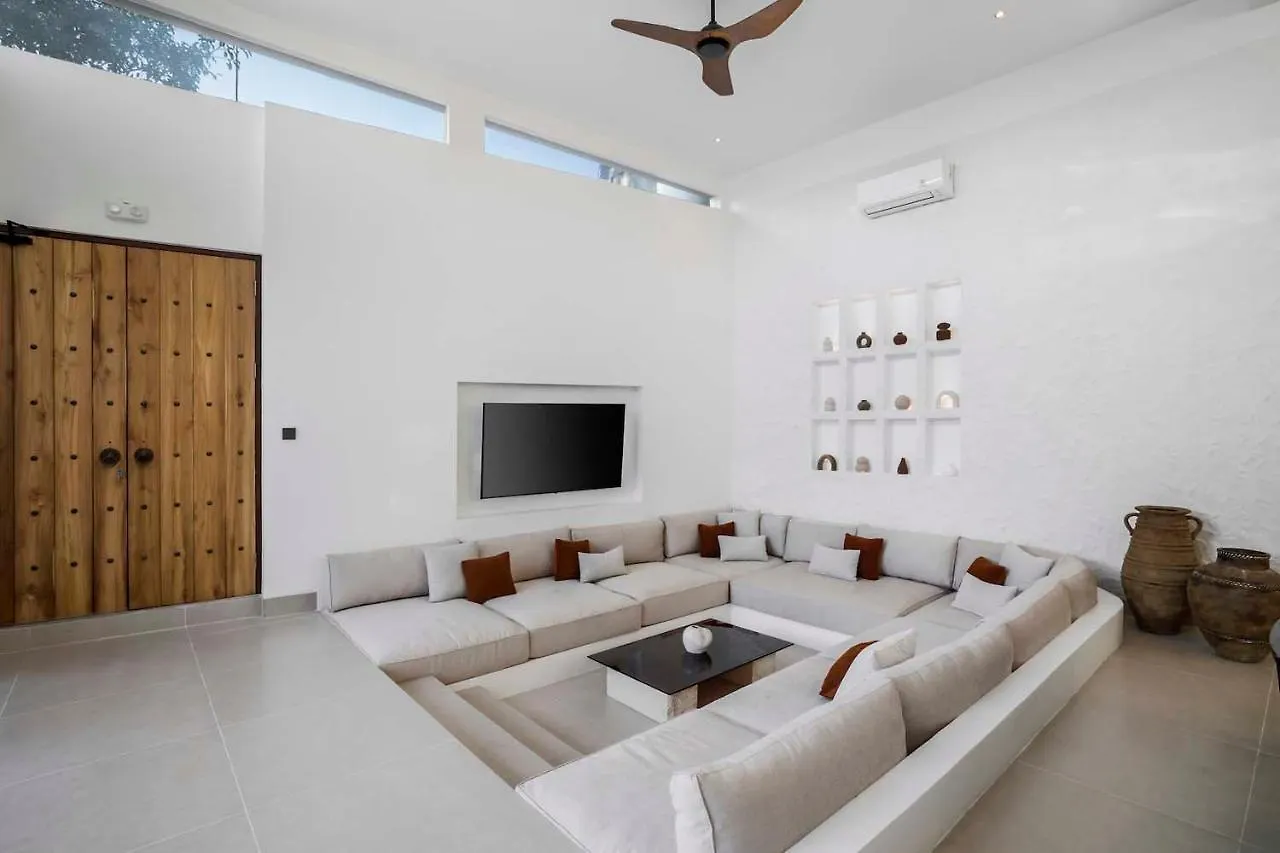 Villa Apricot House By Alfred In Bali Uluwatu